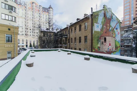 Продажа  коммерческое помещение Киевская обл., Киев, Златоустовская ул., 53а - 16/19