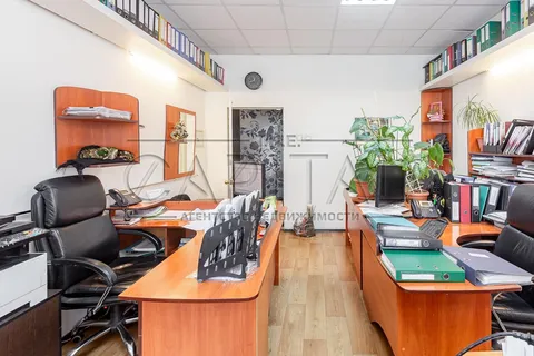 Продажа  офисное помещение Киевская обл., Киев, Ушинского ул., 13А - 18/34