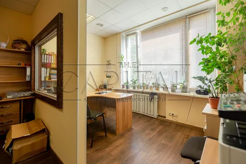 Продажа  офисное помещение Киевская обл., Киев, Ушинского ул., 13А - 26/34