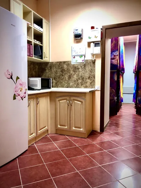 Продажа  коммерческое помещение Киевская обл., Киев, Василевской Ванды ул., 12/16 - 18/20