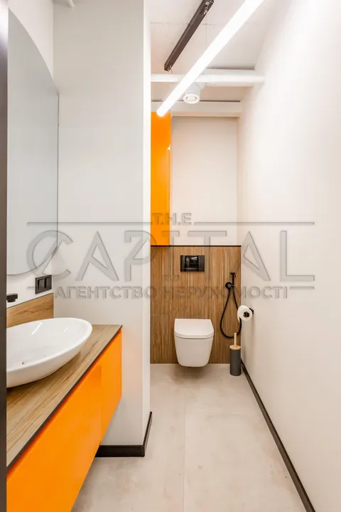 Продажа  коммерческое помещение Киевская обл., Киев, Днепровская наб. ул., 18А - 4/21