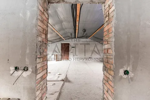 Продажа  коммерческое помещение Киевская обл., Вишневое, В'ячеслава Чорновола ул.,  - 20/21