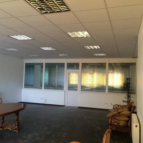 Продажа  офисное помещение Киевская обл., Киев, Ушинского ул., 40 - 5/9