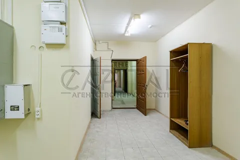 Продажа  коммерческое помещение Киевская обл., Киев, Владимира Ивасюка ул., 20А - 22/33