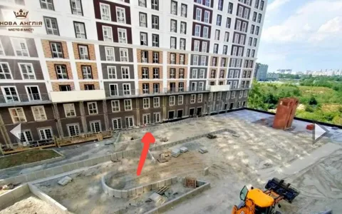 Продажа  коммерческое помещение Киевская обл., Киев, Максимовича Михаила ул., 24 - 8/11