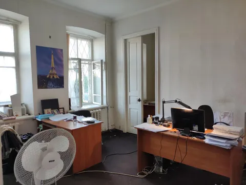 Продажа  офисное помещение Киевская обл., Киев, Юрковская ул., 37 - 3/19