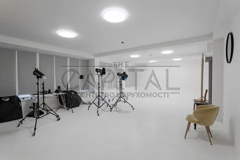 Продажа  коммерческое помещение Киевская обл., Киев, Василия Порика ул., 13 - 2/14