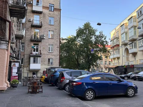 Продажа  коммерческое помещение Киевская обл., Киев, Крещатик ул., 21 - 3/8