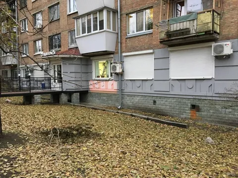 Продажа  коммерческое помещение Киевская обл., Киев, Джона Маккейна ул., 42 - 3/30