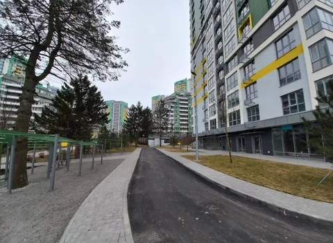 Продажа  коммерческое помещение Киевская обл., Киев, Вышгородская ул., 45 - 15/17
