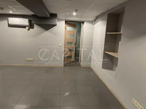 Продажа  офисное помещение Киевская обл., Киев, Почайнинская ул., 42\48 - 4/24