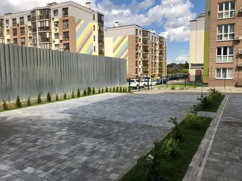 Продажа  коммерческое помещение Киевская обл., Киев, 32-я Садовая ул., 1 - 13/18