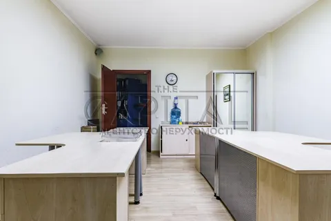 Продажа  офисное помещение Киевская обл., Киев, Окипной Раисы ул., 4-А - 11/31
