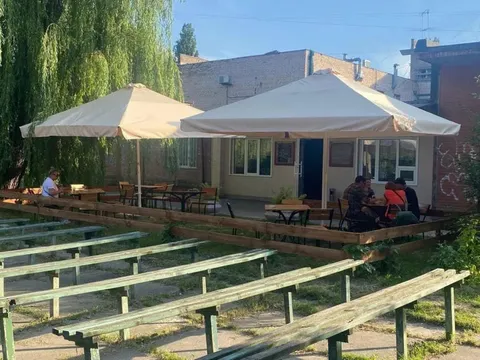 Продажа  коммерческое помещение Киевская обл., Киев, Юры Гната ул., 7  - 9/21