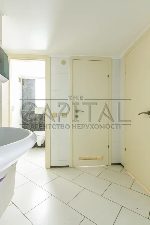 Продажа  офисное помещение Киевская обл., Киев, Левка Лукьяненка ул., 29 - 33/38