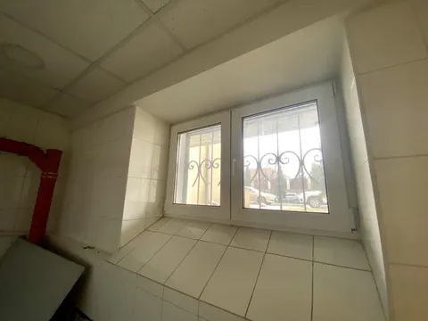 Продажа  коммерческое помещение Киевская обл., Софиевская Борщаговка, Горького ул., 5Б - 11/17