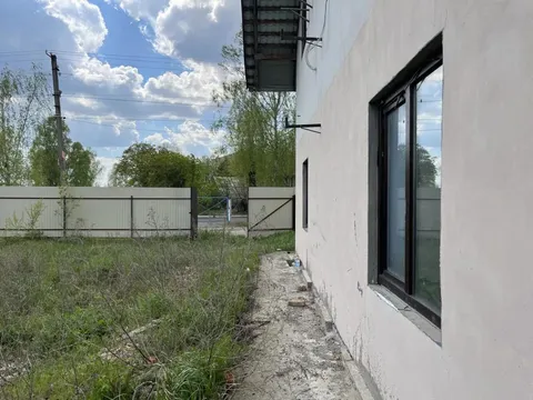 Продажа  коммерческое помещение Киевская обл., Рожни, Свободи ул., 72 - 4/15
