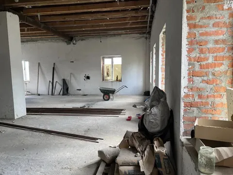 Продажа  коммерческое помещение Киевская обл., Рожни, Свободи ул., 72 - 12/15