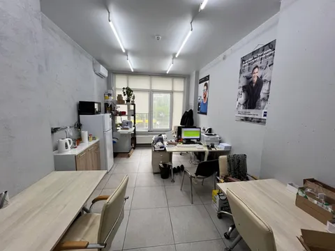 Продажа  офисное помещение Киевская обл., Киев, Науки ул., 30 - 2/15