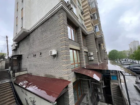 Продажа  офисное помещение Киевская обл., Киев, Науки ул., 30 - 14/15