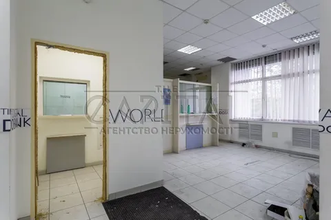 Продажа  офисное помещение Киевская обл., Киев, Бажана Николая ул., 12 - 5/15