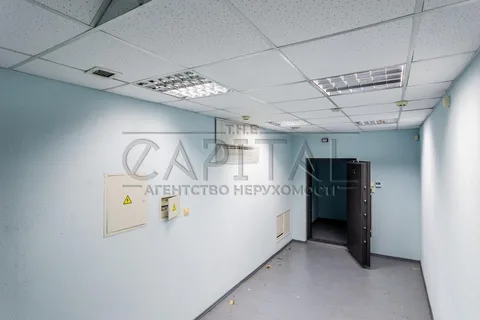 Продажа  офисное помещение Киевская обл., Киев, Бажана Николая ул., 12 - 13/15