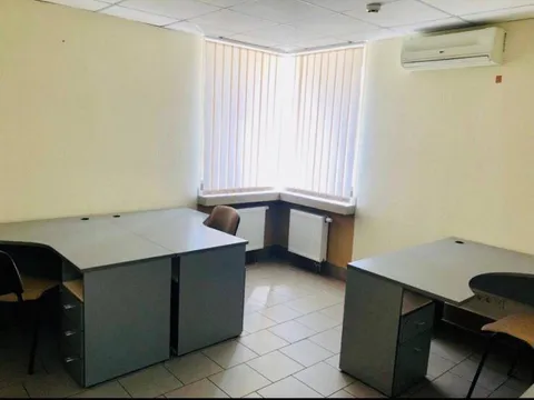 Продажа  офисное помещение Киевская обл., Киев, Мирного Панаса ул., 28А - 3/8