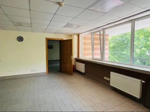 Продажа  офисное помещение Киевская обл., Киев, Мирного Панаса ул., 28А - 5/8