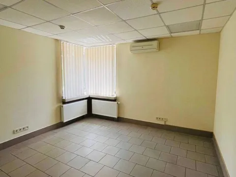 Продажа  офисное помещение Киевская обл., Киев, Мирного Панаса ул., 28А - 8/8