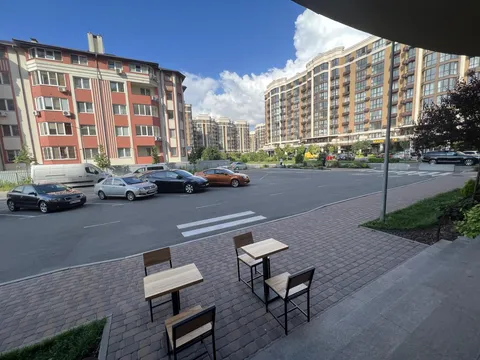 Продажа  коммерческое помещение Киевская обл., Софиевская Борщаговка, молодіжна 3 ул.,  - 12/13