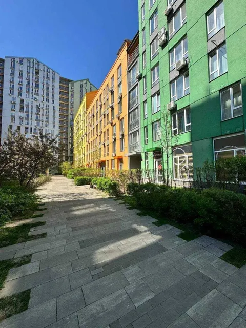 Продажа  коммерческое помещение Киевская обл., Киев, Соборности ул., 17 - 5/5