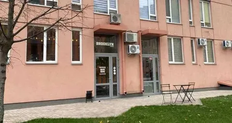 Продажа  коммерческое помещение Киевская обл., Киев, Юрия Липы ул., 6 - 2/5