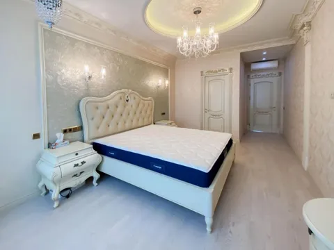 Продажа  квартира Киевская обл., Киев, Андрея Верхогляда ул., 16 - 6/14