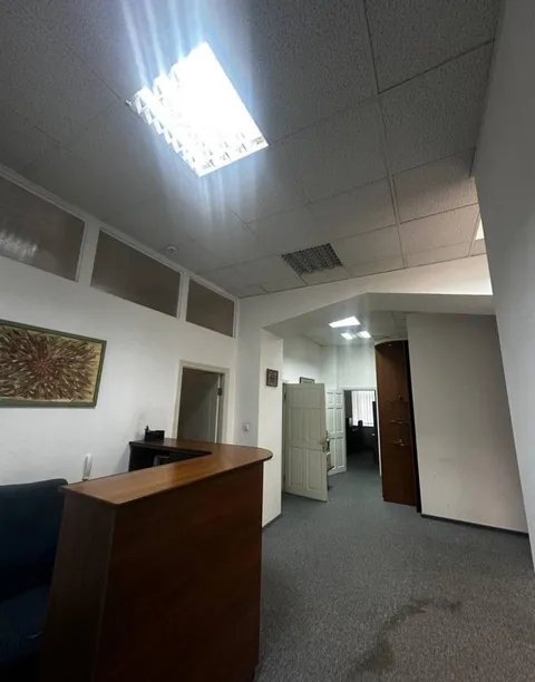 Продажа  коммерческое помещение Киевская обл., Киев, Мирного Панаса ул., 1 - 10/15