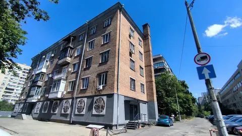 Продажа  офисное помещение Киевская обл., Киев, Лобановского ул., 41 - 3/31