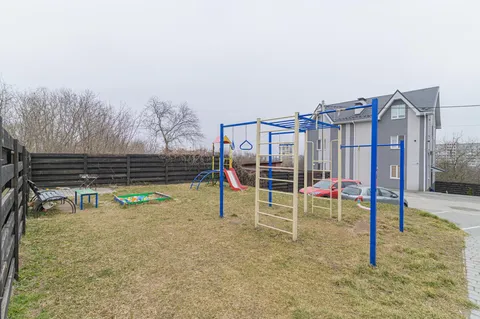 Продажа  офисное помещение Киевская обл., Киев, Николая Бурачека ул., 4 - 18/18