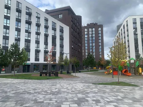 Продажа  коммерческое помещение Киевская обл., Крюковщина, Вячеслава Черновола ул.,  - 6/9