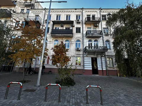 Продажа  коммерческое помещение Киевская обл., Киев, Франко Ивана ул., 38 - 3/11
