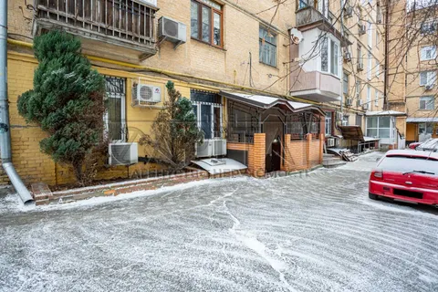 Продажа  офисное помещение Киевская обл., Киев, Ивана Мазепы ул., 26 - 14/15
