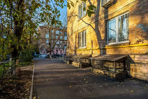 Продажа  офисное помещение Киевская обл., Киев, Джона Маккейна ул., 36 - 16/18