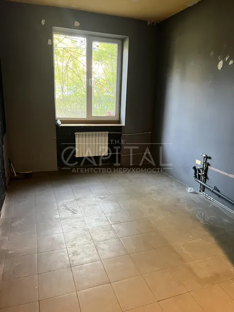 Продажа  коммерческое помещение Киевская обл., Киев, Ереванская ул., 3 - 7/12
