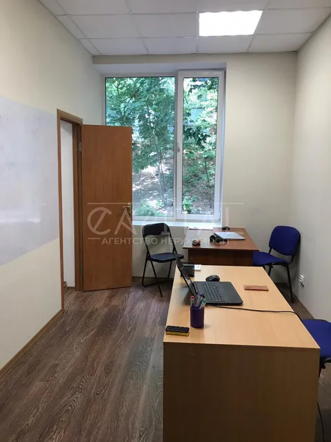 Продажа  офисное помещение Киевская обл., Киев, Ігоря Брановицького (Перспективна) ул., 3 - 4/10