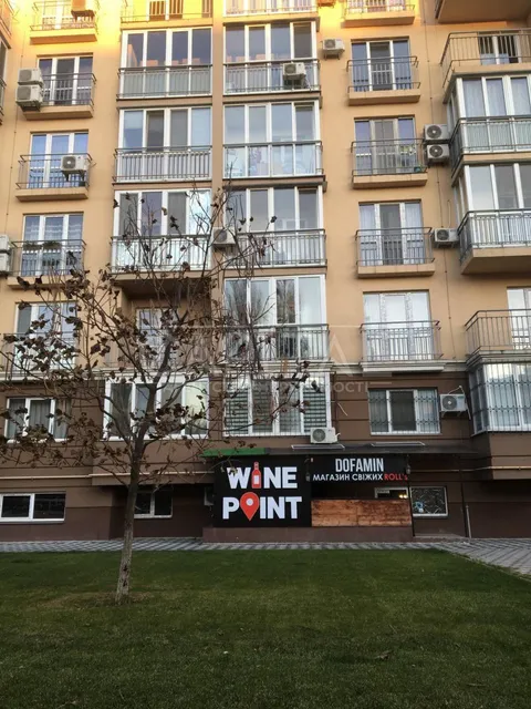 Продажа  коммерческое помещение Киевская обл., Киев, Метрологическая ул., 15 - 2/8