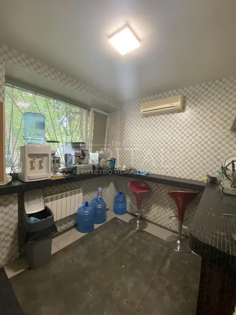Продажа  офисное помещение Киевская обл., Киев, Алексы Тихого ул., 89а - 14/18