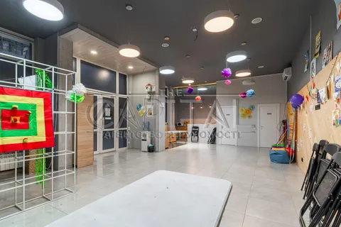 Продажа  коммерческое помещение Киевская обл., Киев, Демеевская ул., 13 - 5/12