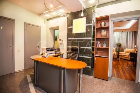 Продажа  офисное помещение Киевская обл., Киев, Введенская ул., 29/58 - 10/12
