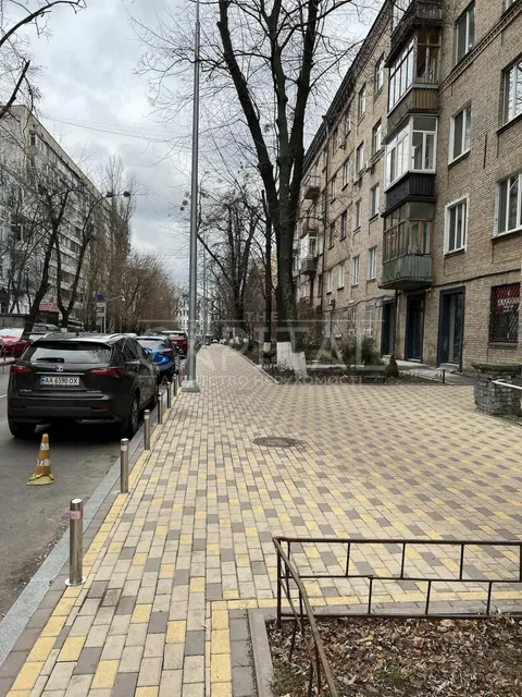 Продажа  офисное помещение Киевская обл., Киев, Никольско-Ботаническая ул., 17/19 - 4/7