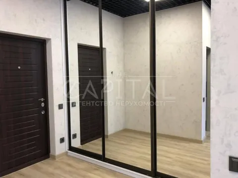Продажа  офисное помещение Киевская обл., Киев, Жилянская ул., 68 - 9/9