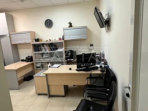 Продажа  офисное помещение Киевская обл., Киев, Софиевская ул., 1 - 4/9