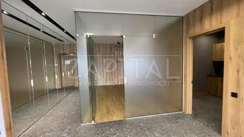 Продажа  офисное помещение Киевская обл., Киев, Кловский спуск ул., 7 - 27/35